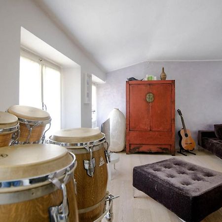 Cantu 29 - The House Of Travelers Como Exterior foto